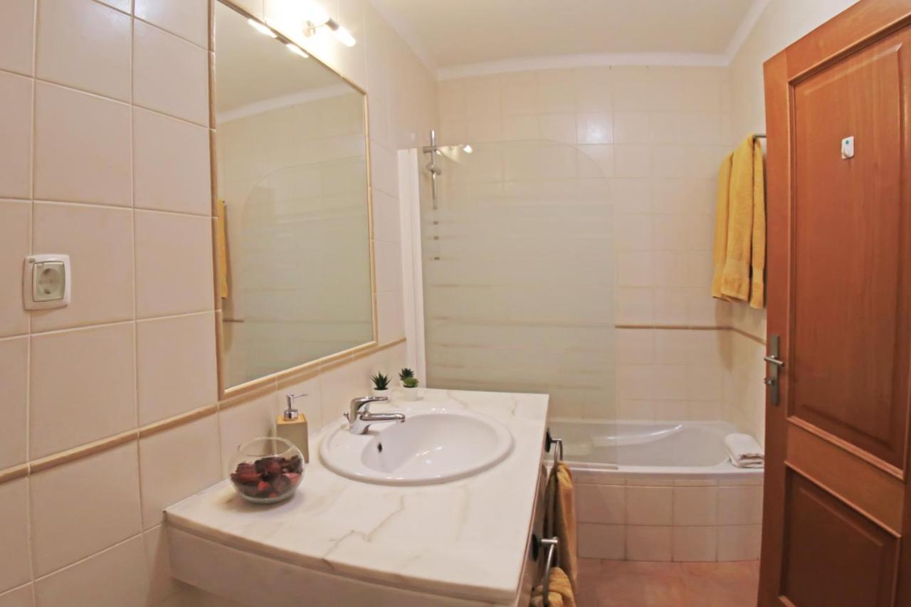 Ml Central Vila Apartment Carvoeiro  Bagian luar foto